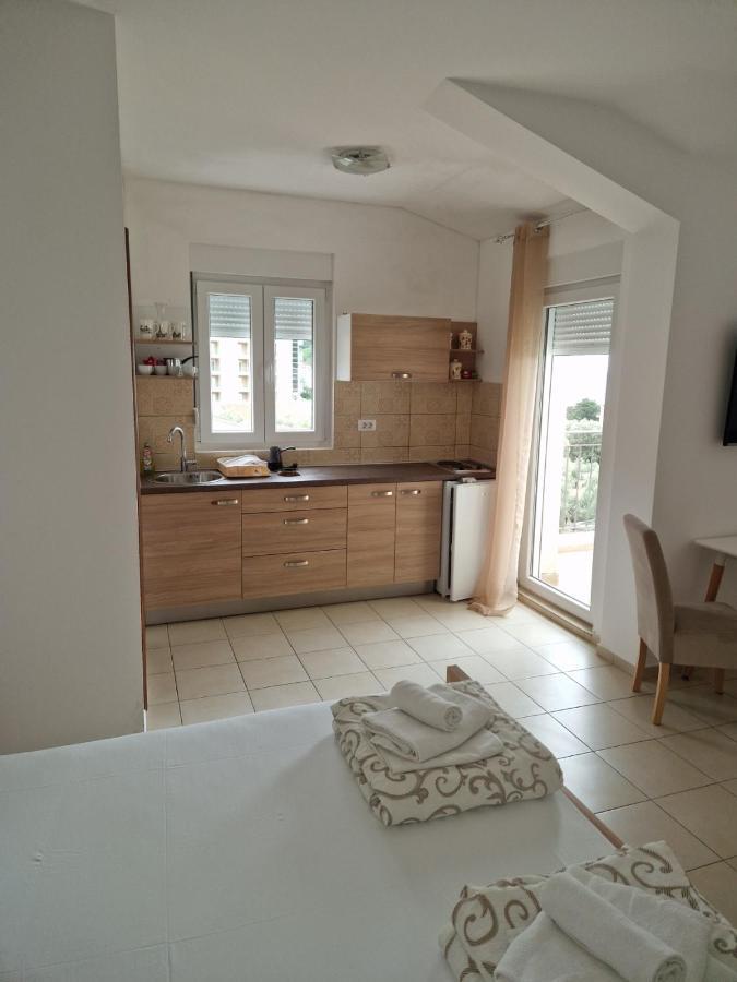 Apartmani Marina Kopitovic Petrovac Εξωτερικό φωτογραφία