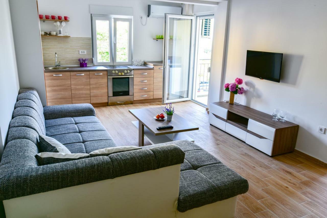 Apartmani Marina Kopitovic Petrovac Εξωτερικό φωτογραφία