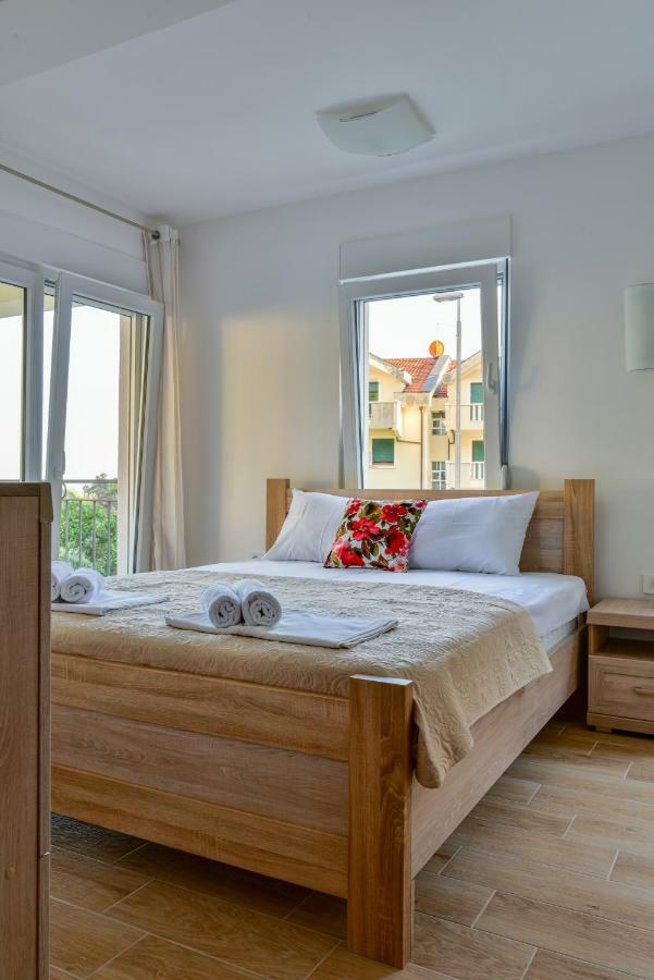 Apartmani Marina Kopitovic Petrovac Εξωτερικό φωτογραφία