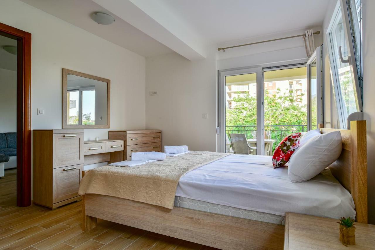 Apartmani Marina Kopitovic Petrovac Εξωτερικό φωτογραφία