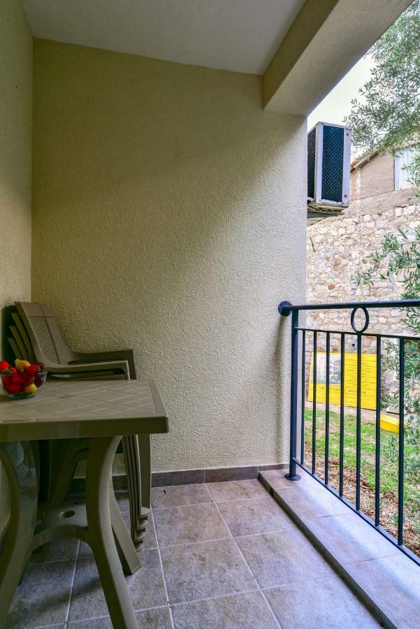 Apartmani Marina Kopitovic Petrovac Εξωτερικό φωτογραφία