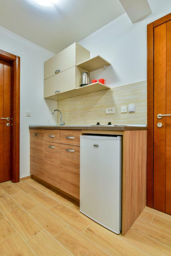 Apartmani Marina Kopitovic Petrovac Εξωτερικό φωτογραφία